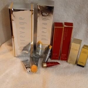 Red Door Lipstick - Classic Red Lip Color